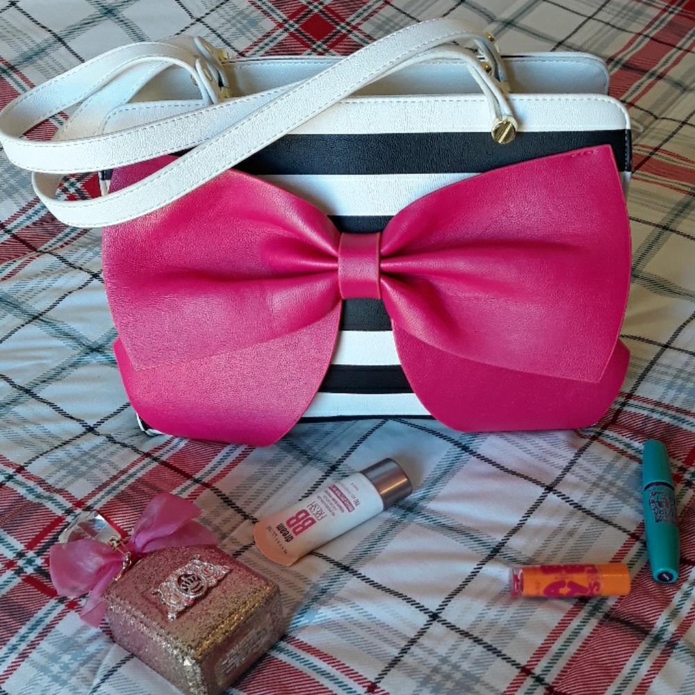 👜🎀Betsy Jonhson purse🎀👜